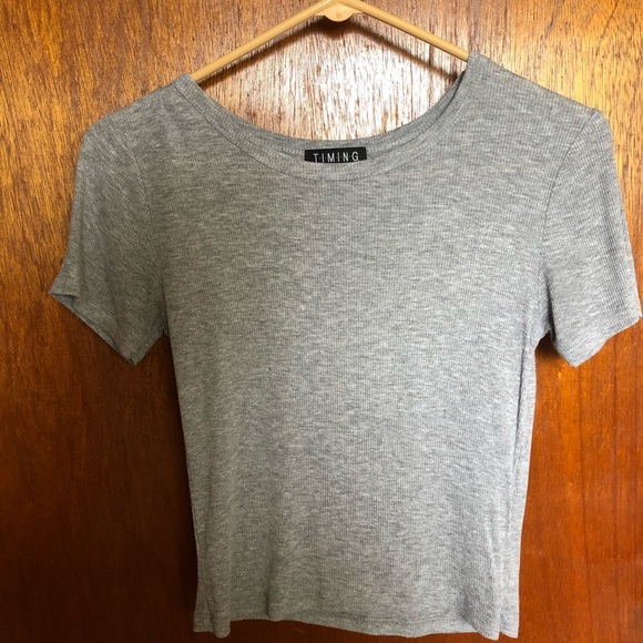 basic gray top - Picture 1 of 2
